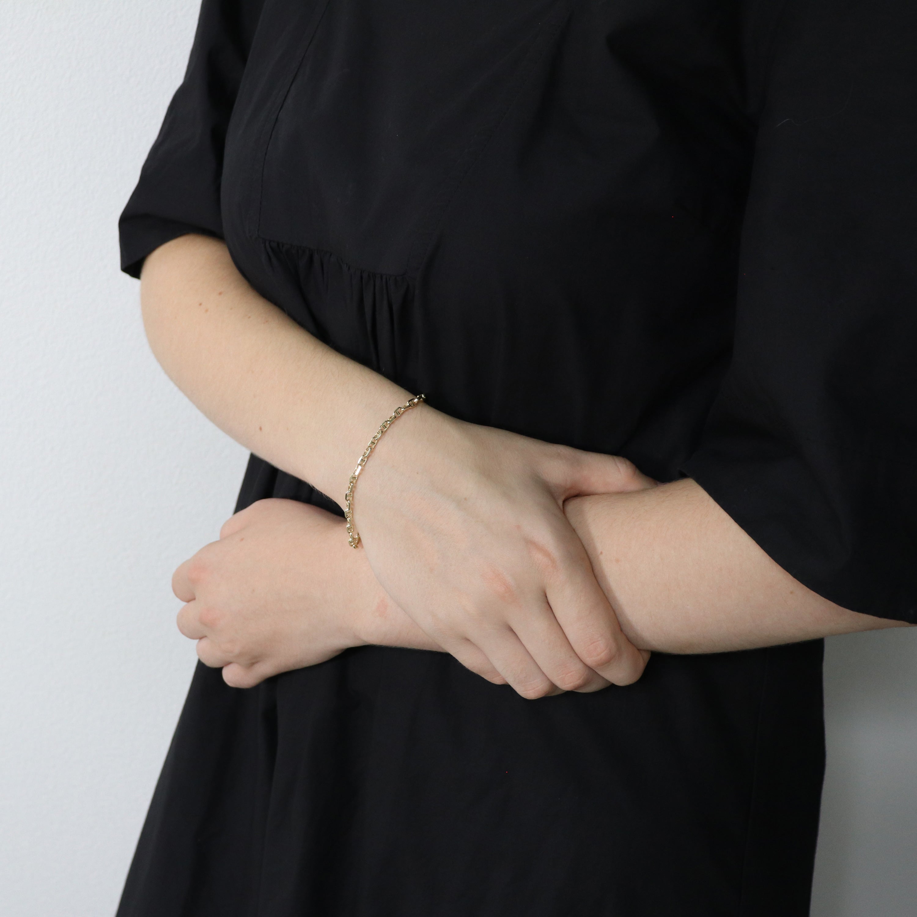 【9月限定価格オーダー】K18 中空スカルチェーン ブレスレット|GAUR-0005