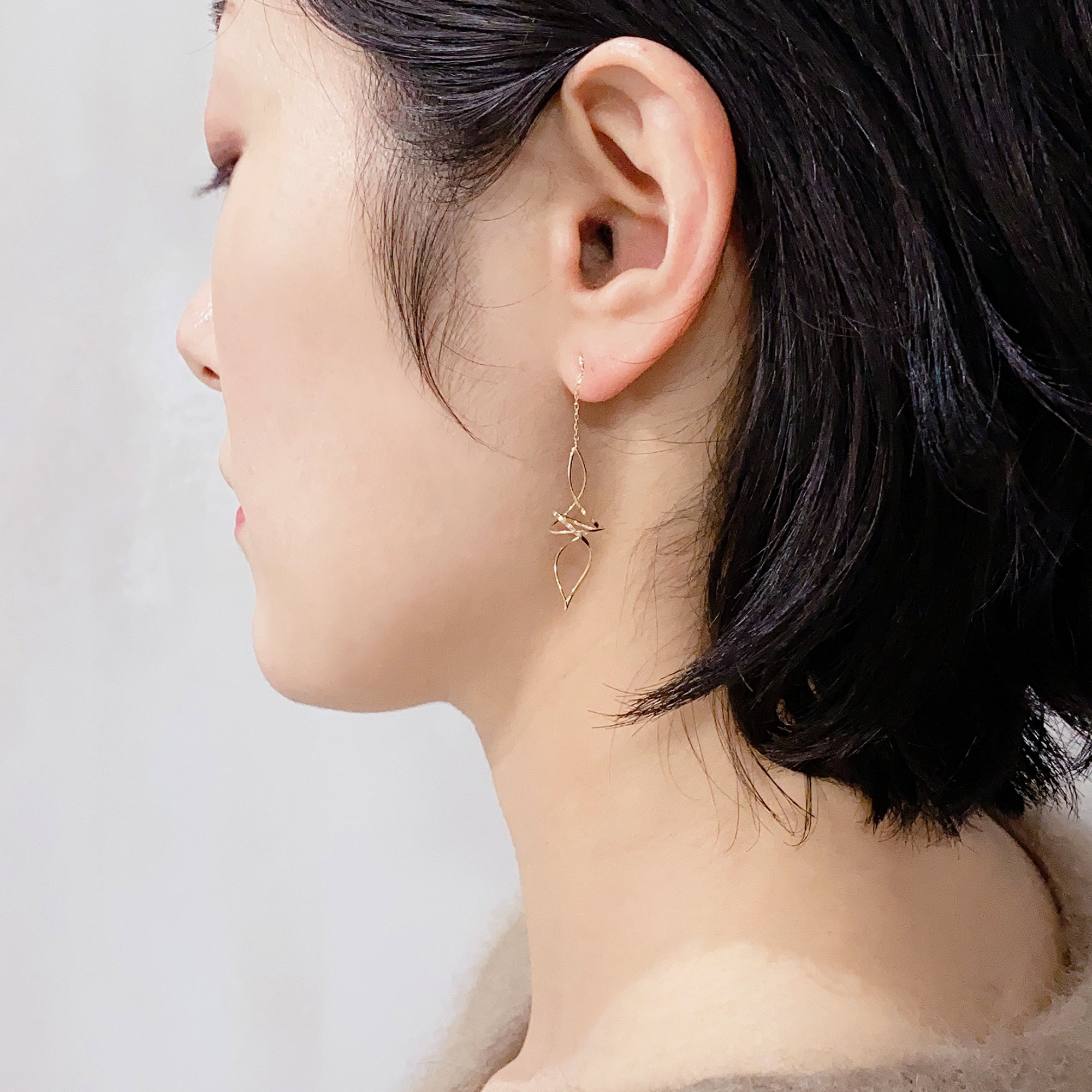 K10 or K18 デフォルメスタッド ピアス|GD3005