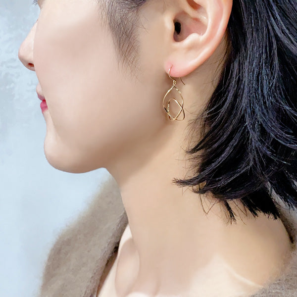 K10 or K18 モデリングフック ピアス|GD3014