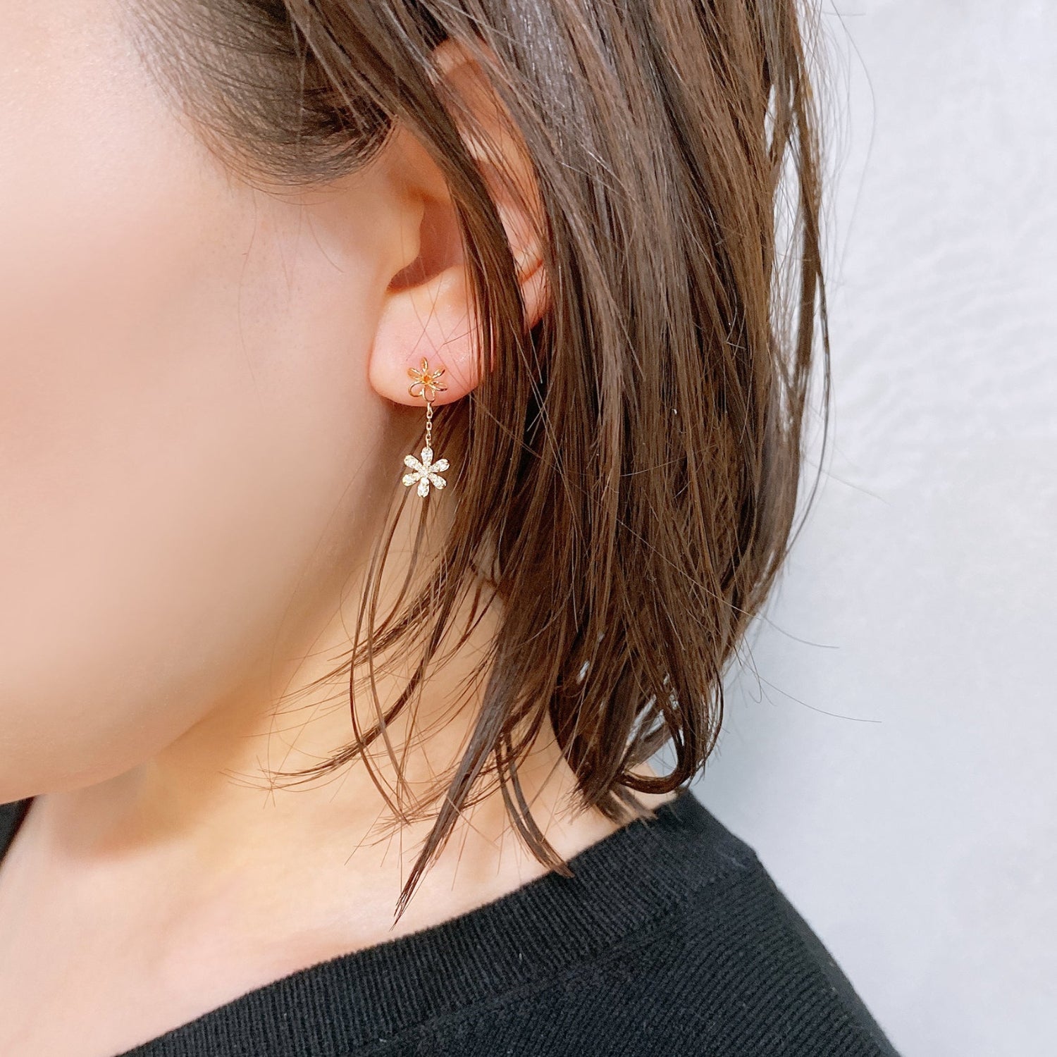 K10 or K18 花型メレダイヤモンド ピアス|GD3031