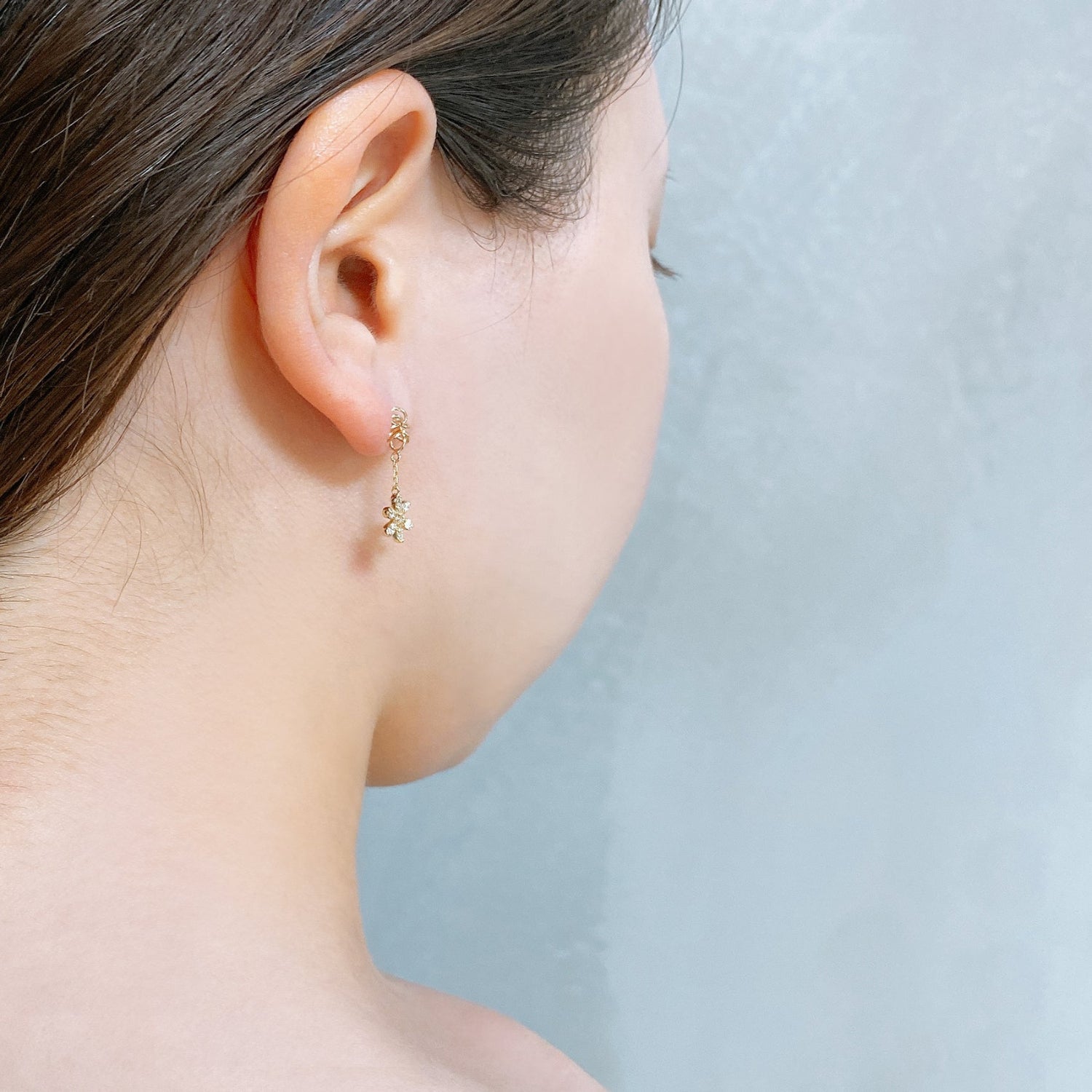 K10 or K18 花型メレダイヤモンド ピアス|GD3031