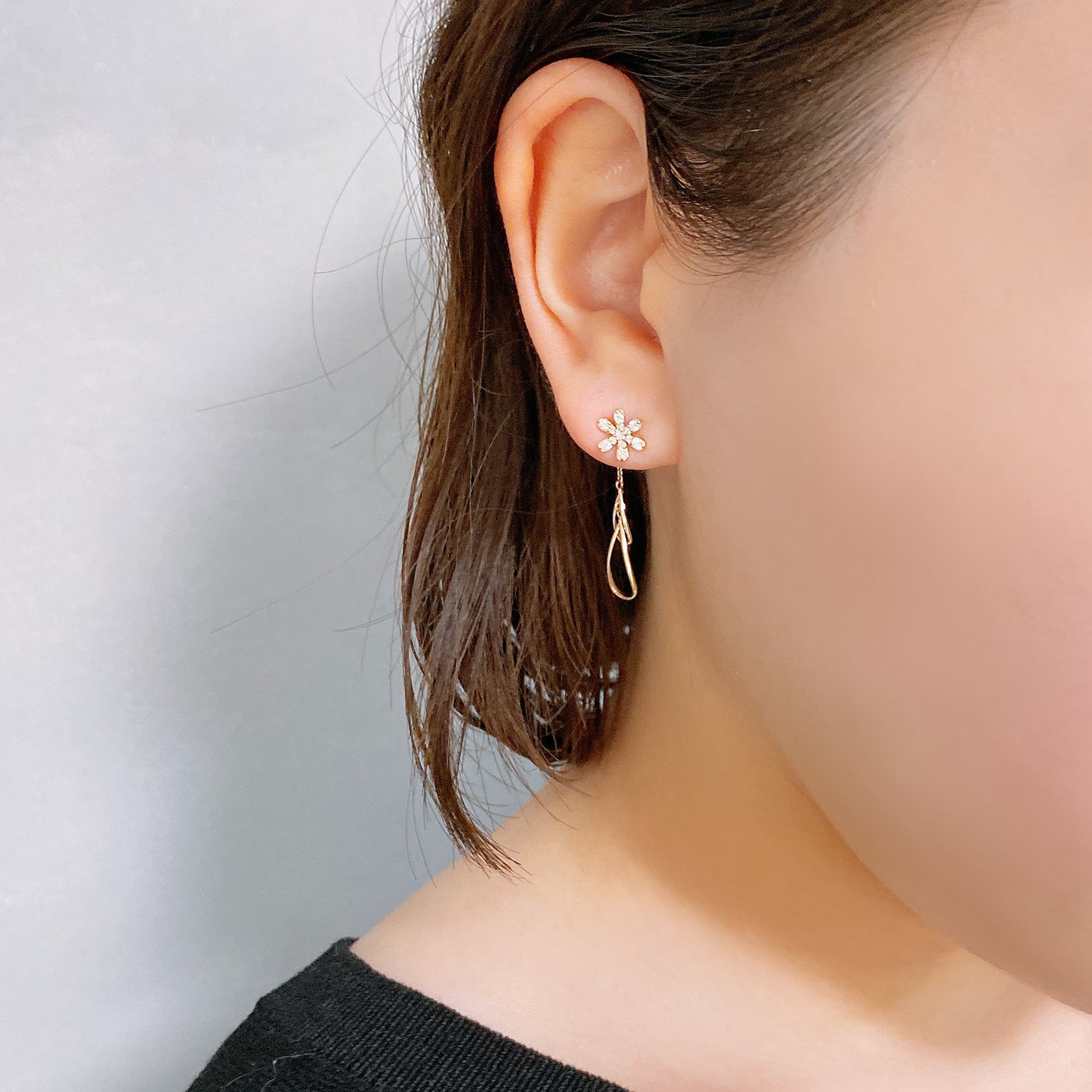 K10 or K18 2WAY花型メレダイヤモンド ピアス|GD3032