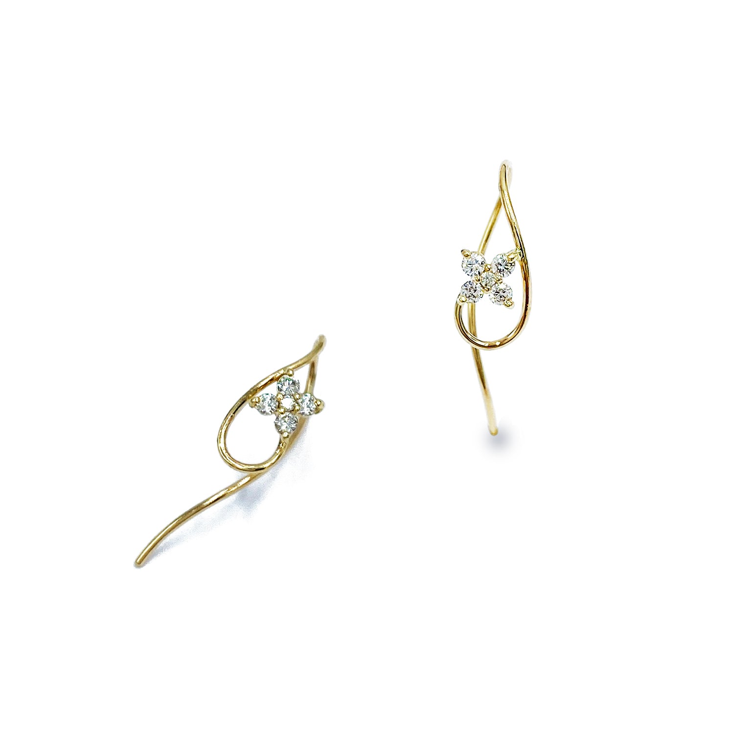 K10 or K18 フラワー型メレダイヤモンド ピアス|GD3036