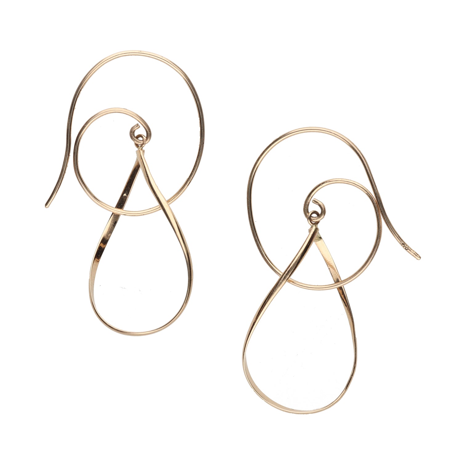 K10 or K18 スムースフィット ドロップ ピアス|GD3103