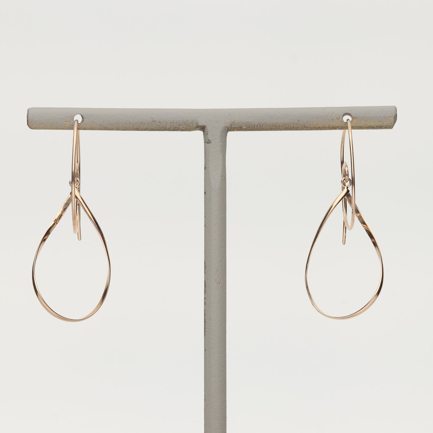 K10 or K18 スムースフィット ドロップ ピアス|GD3103