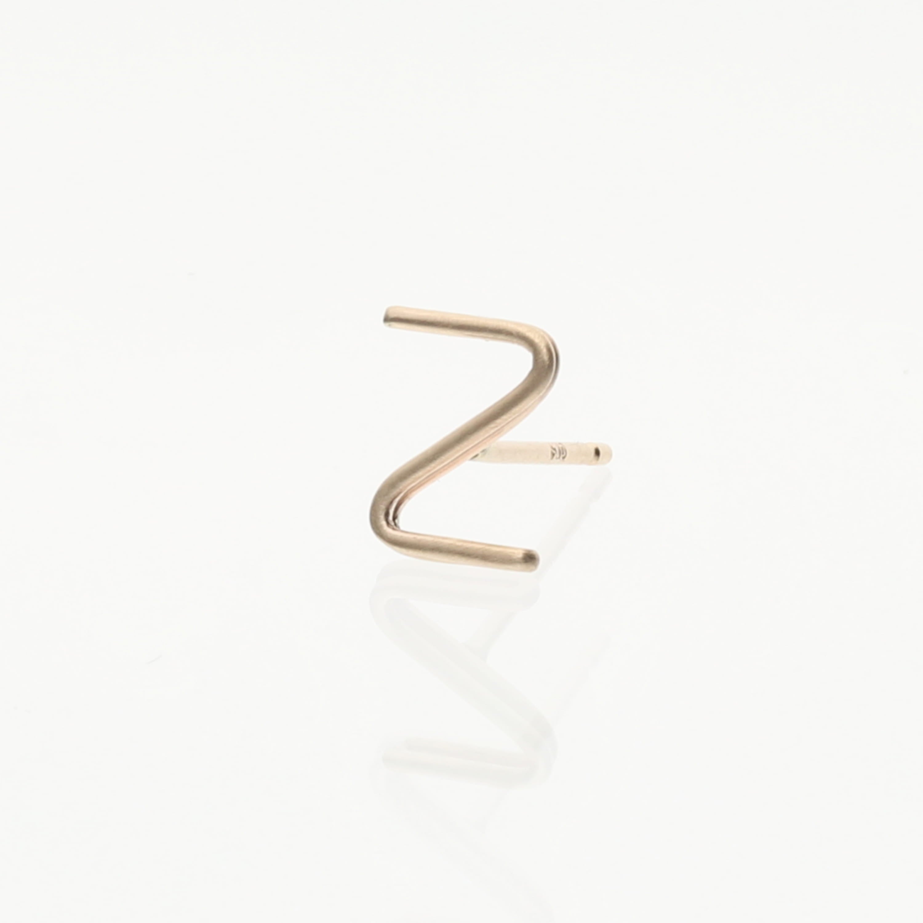 K10 イニシャル ピアス|GD-3143A~Z