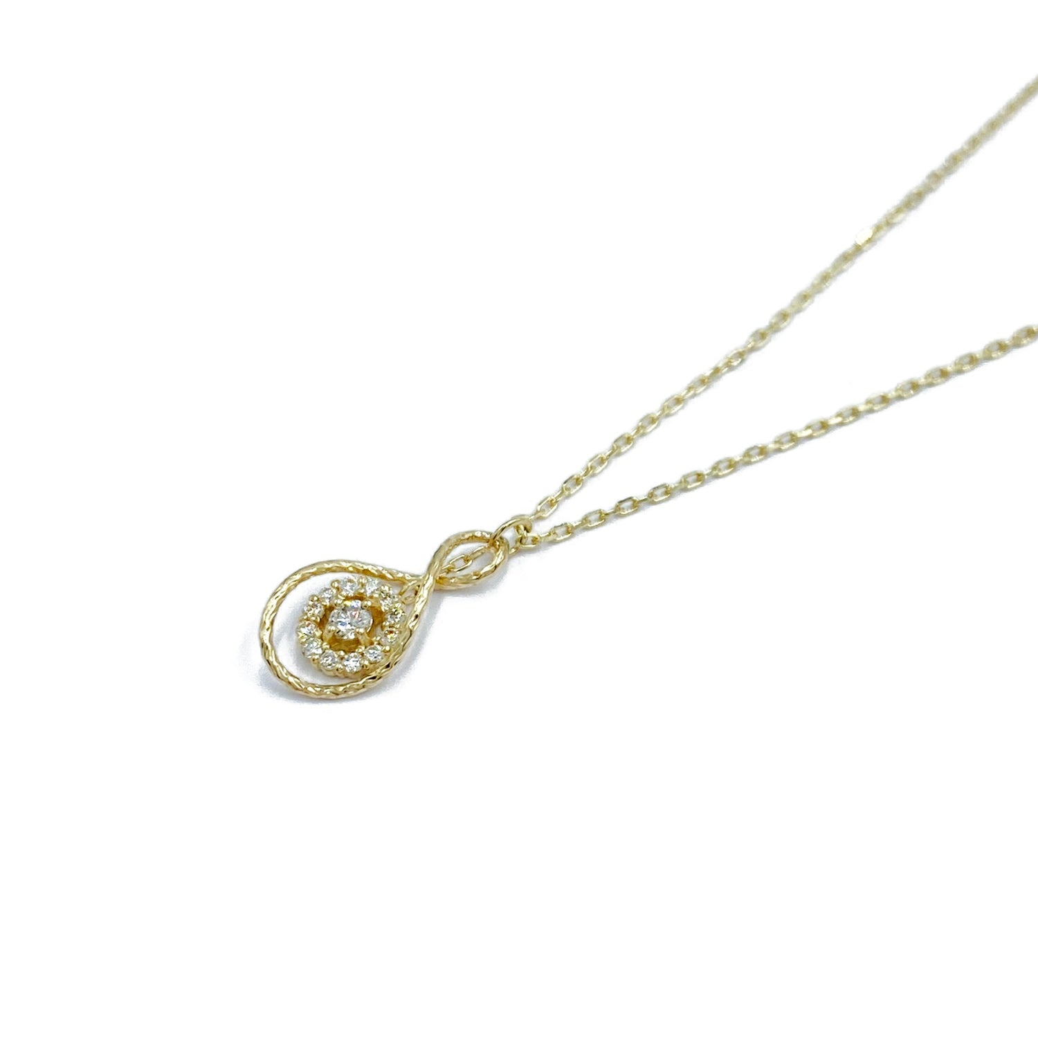 K10 or K18 メビウス型メレダイヤモンド ペンダント|GD8003