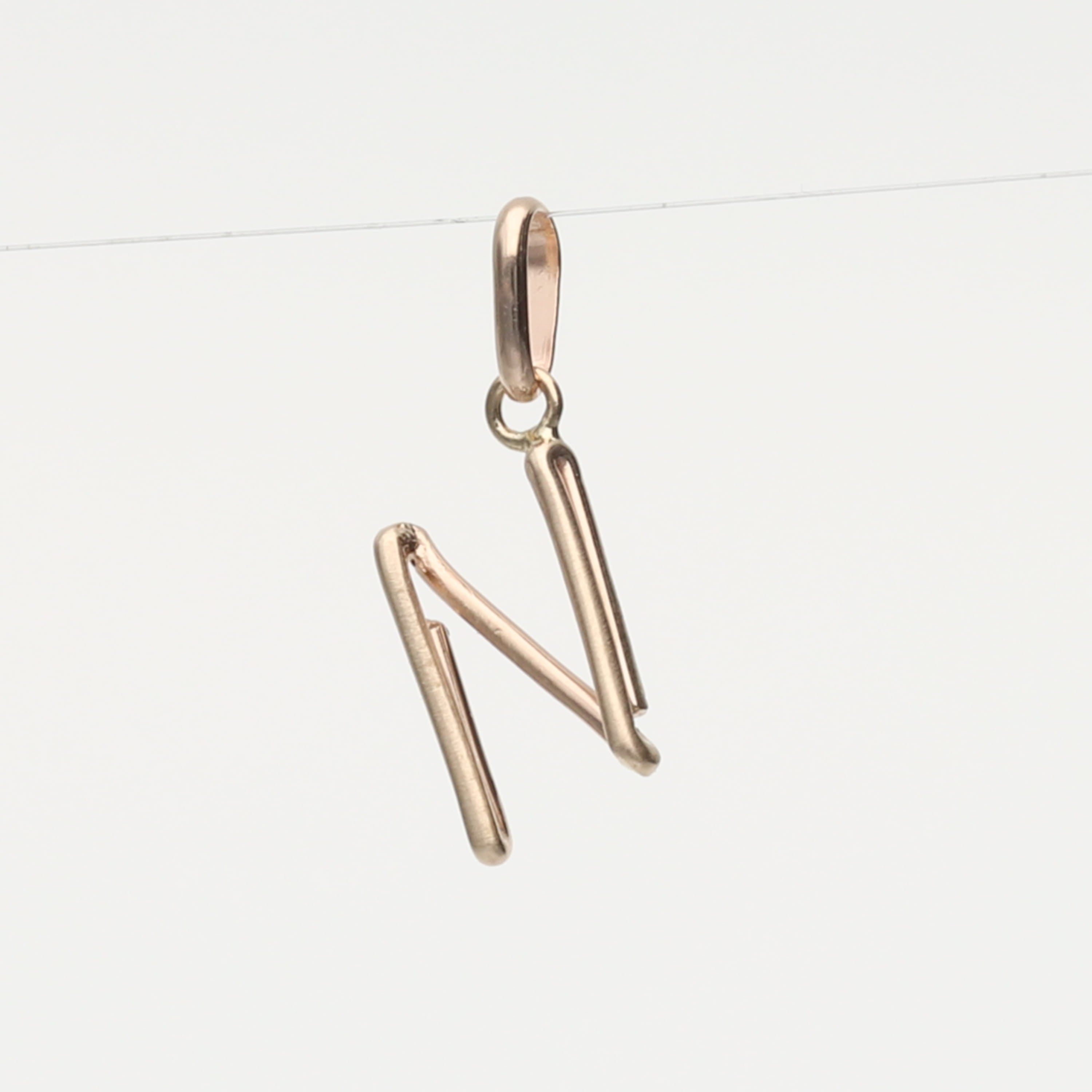 K10 イニシャル ペンダントトップ|GD-8023A~Z