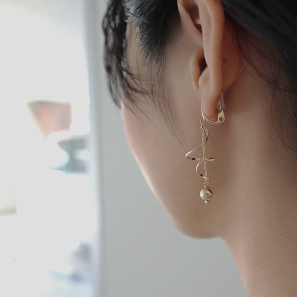 K14GF/SV KLIMTOオマージュ イヤリング|GFE4114