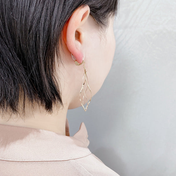 K14GF/SV 緩やかに織り成す イヤリング|GFE4118PY