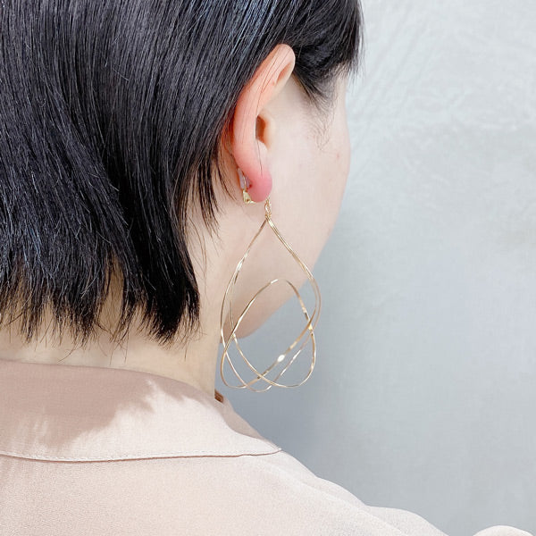 K14GF/SV 美しい弧を描く イヤリング|GFE4125PY