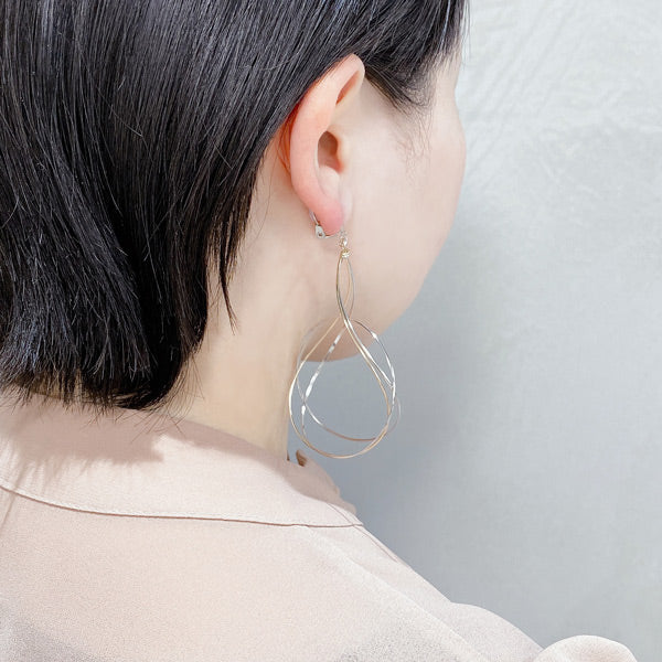 K14GF/SV 美しい弧を描く イヤリング|GFE4126WY