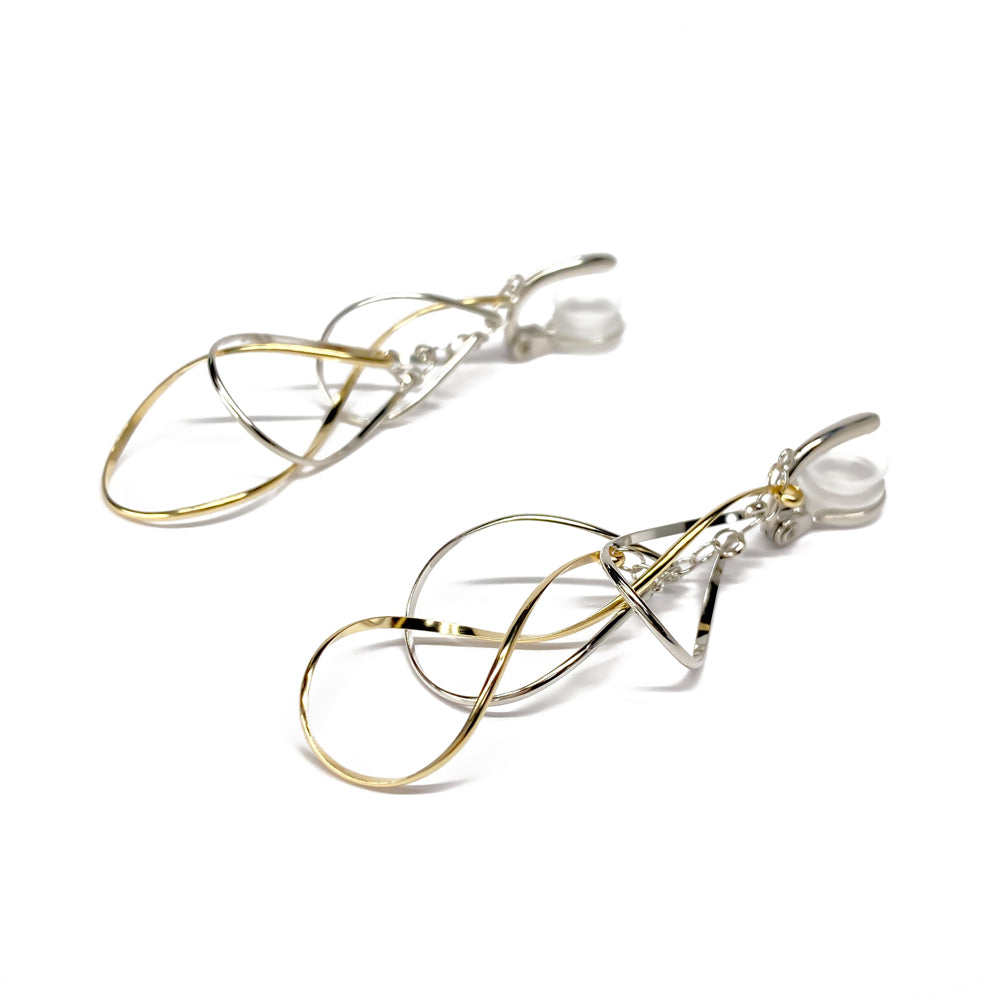 K14GF/SV 高雅に舞い上がる イヤリング|GFE4144YW