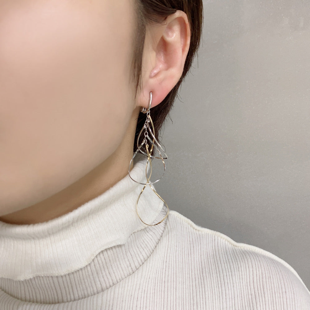 K14GF/SV 高雅に舞い上がる イヤリング|GFE4145YW