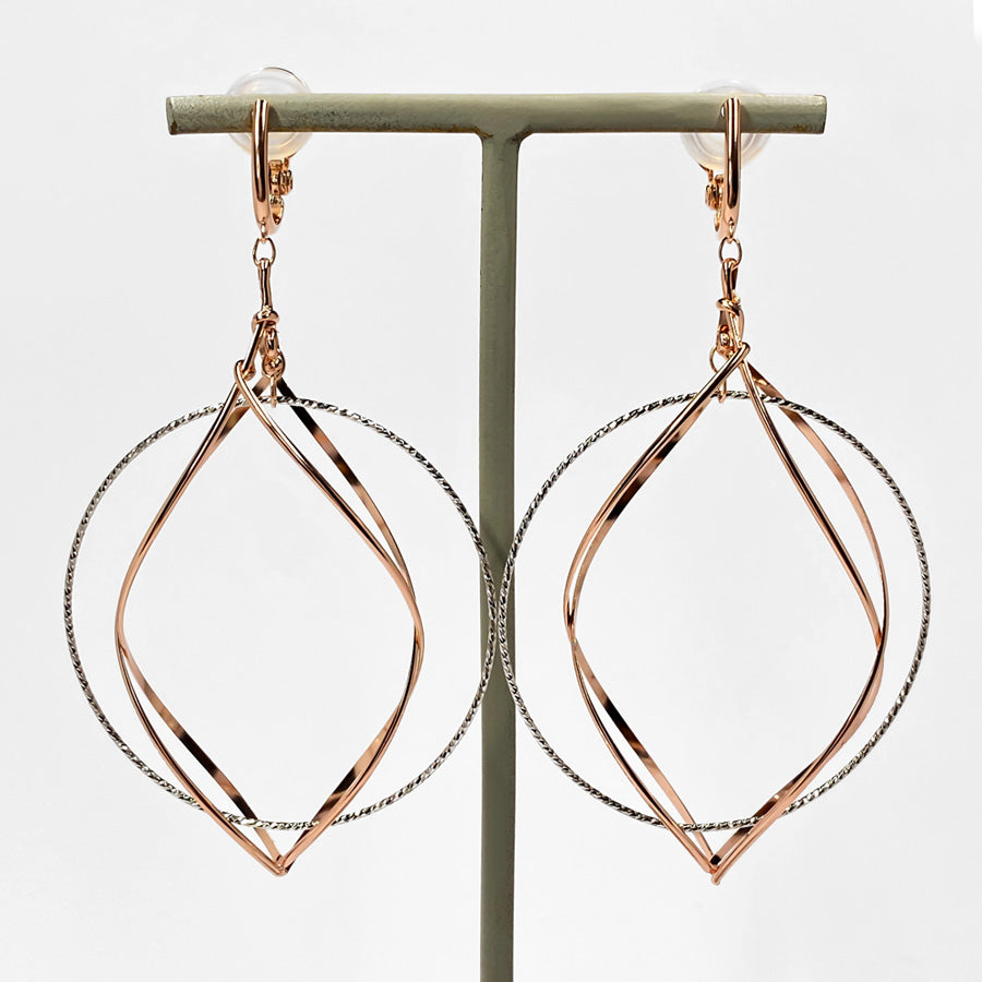 K14GF/SV 白銀に舞う華びら イヤリング|GFE4149PW