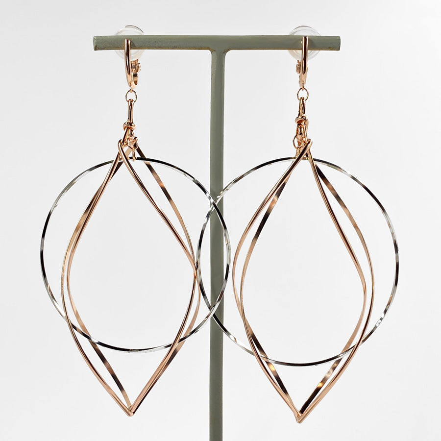 K14GF/SV 白銀に舞う華びら イヤリング|GFE4150PW