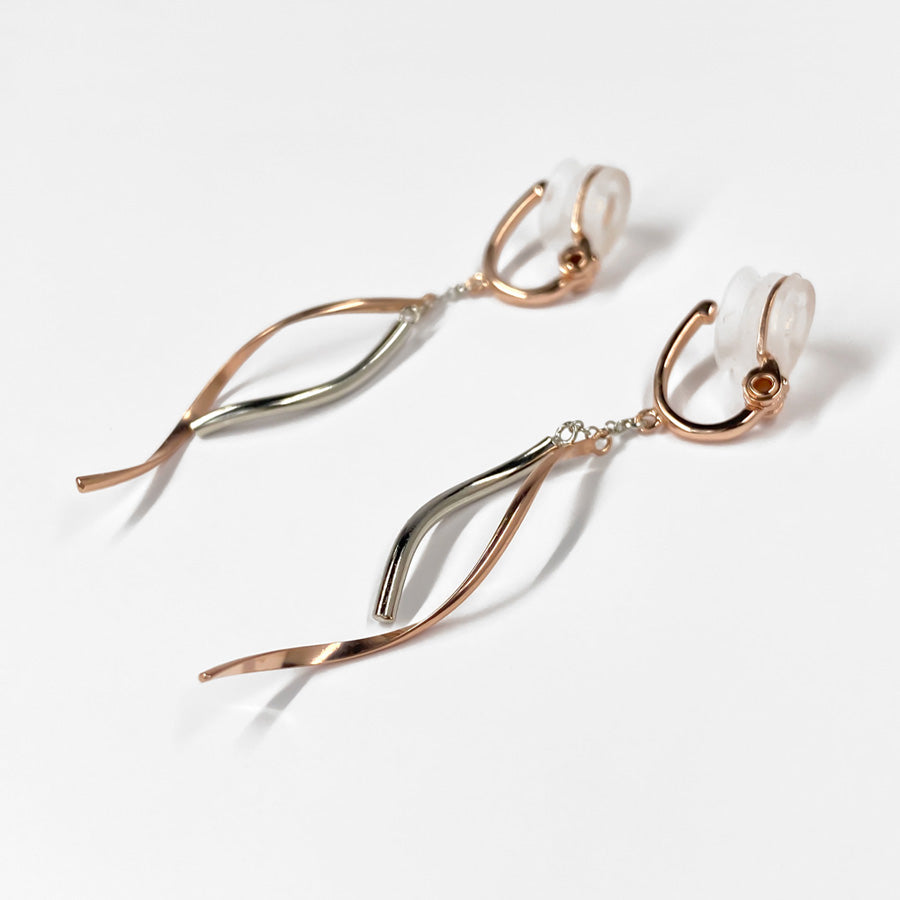 K14GF/SV 舞い躍る軌跡 イヤリング|GFE4151PW