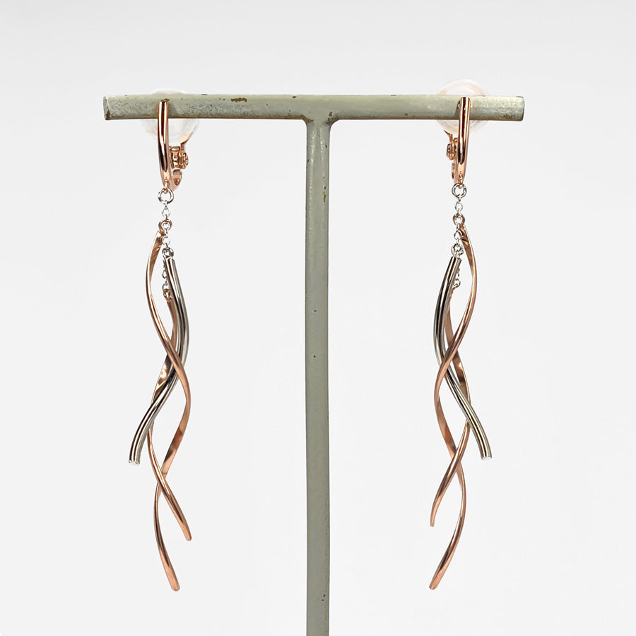 K14GF/SV 舞い躍る軌跡 イヤリング|GFE4152PW