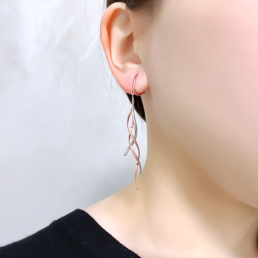 K14GF/SV 舞い躍る軌跡 イヤリング|GFE4152PW