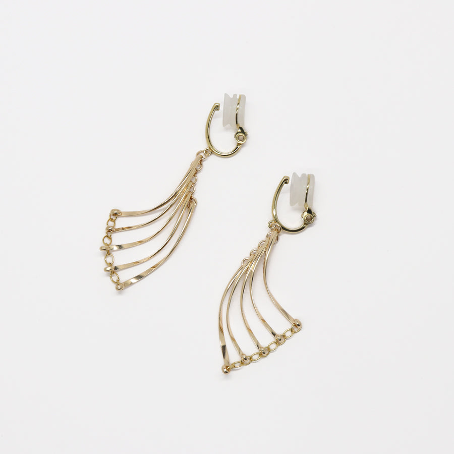 K14GF/SV 振り仰ぐ美徳 イヤリング|GFE4159