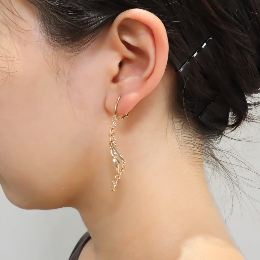 K14GF/SV 振り仰ぐ美徳 イヤリング|GFE4159