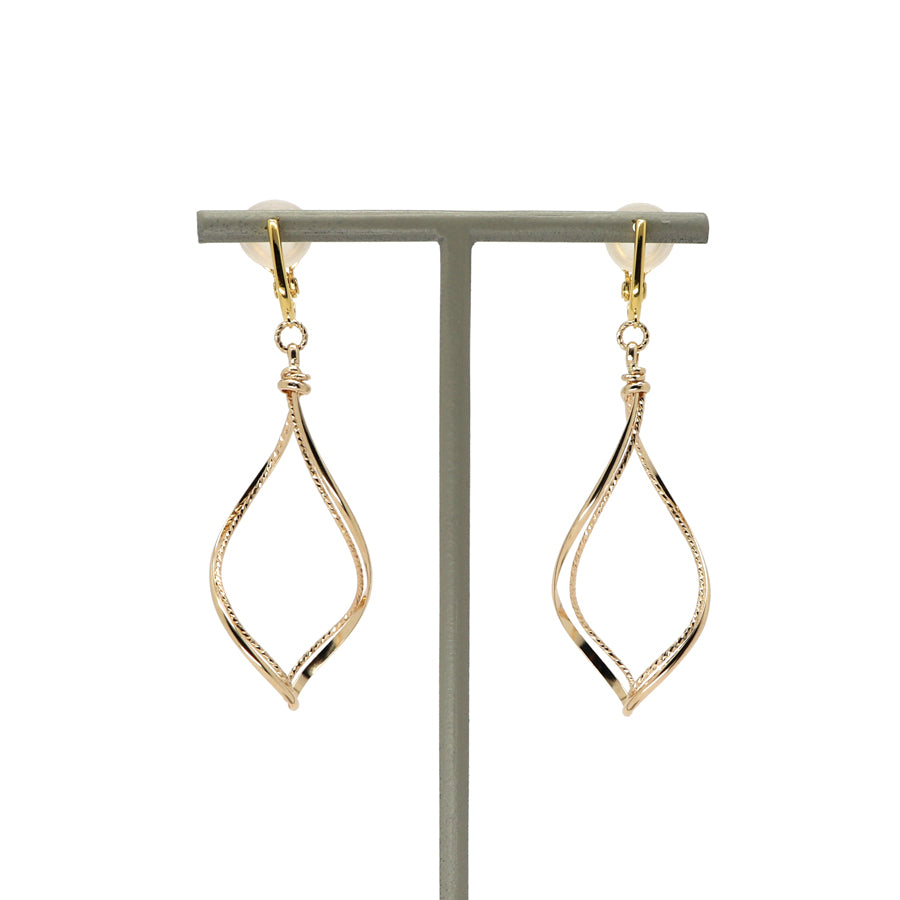 K14GF/SV たくましさと気高さ イヤリング|GFE4161