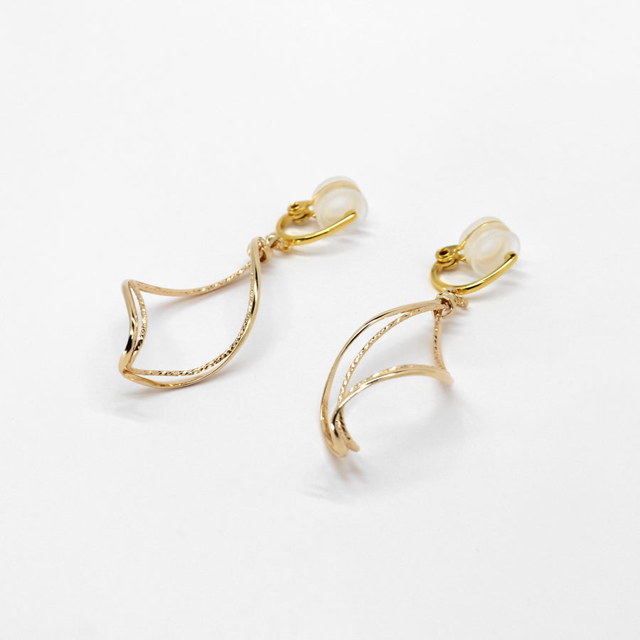 K14GF/SV たくましさと気高さ イヤリング|GFE4161