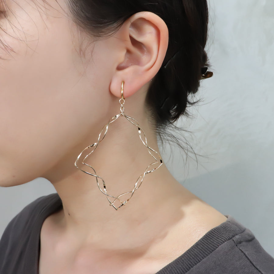 K14GF/SV 肖像のフレーム イヤリング|GFE4164