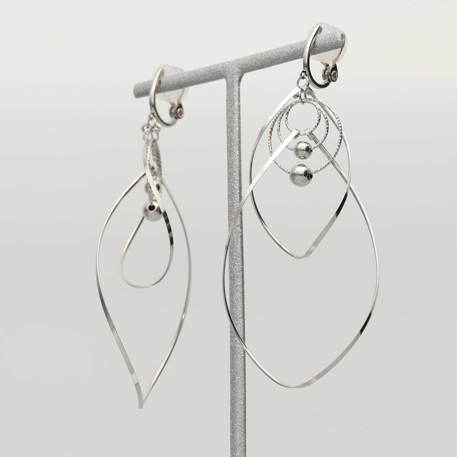 K14GF/SV 変歩みの煌めき イヤリング|GFE4167WH