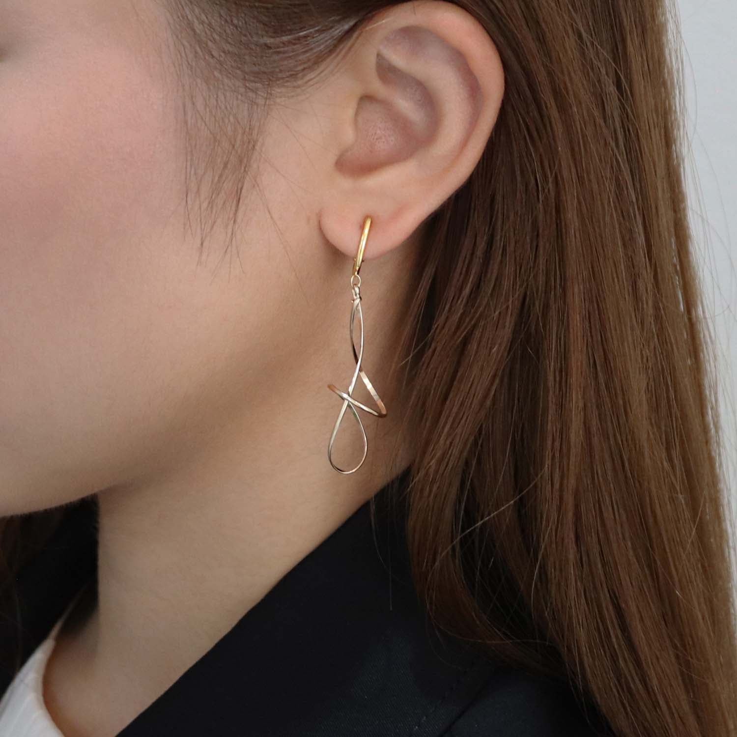 K14GF/SV 葉音のひと息 イヤリング|GFE4169GD