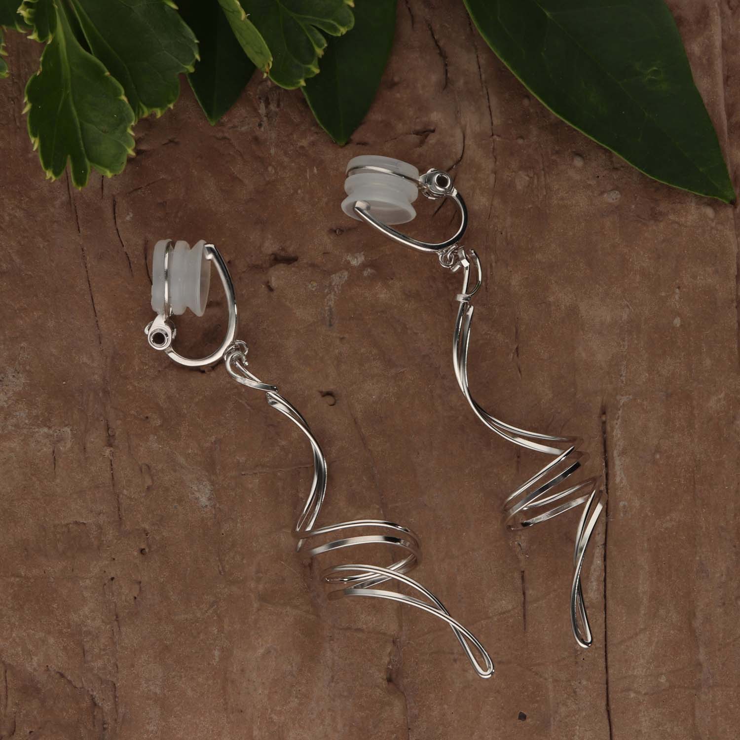 K14GF/SV 巡りのかたち イヤリング|GFE4173WH