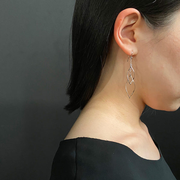 K14GF ダブルマーキス ピアス|GFP1249・1249WH