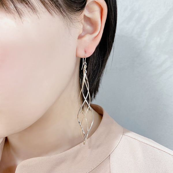 K14GF 緩やかに織り成す ピアス|GFP1304WY