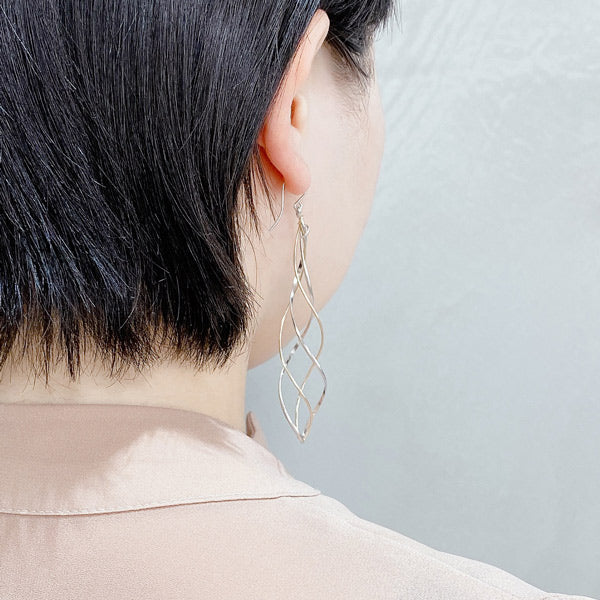 K14GF 緩やかに織り成す ピアス|GFP1304WY