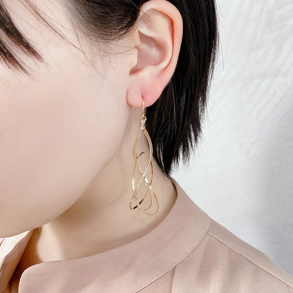 K14GF 美しい弧を描く ピアス|GFP1306PY