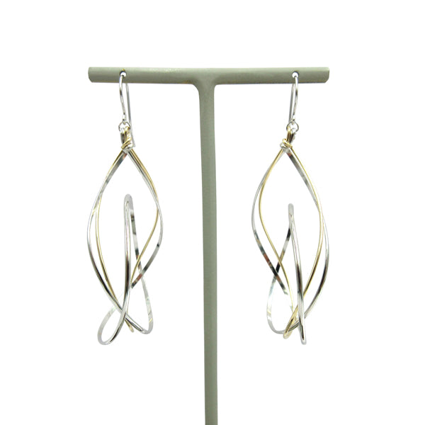 K14GF 美しい弧を描く ピアス|GFP1307WY