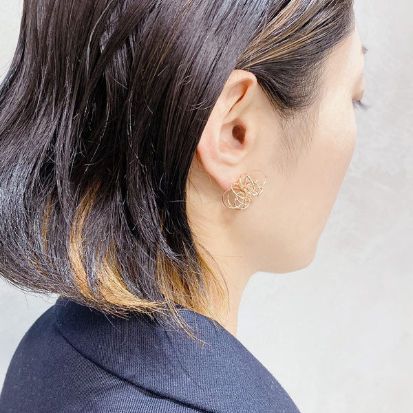 K14GF 鮮やかな花びら ピアス|GFP1310PY