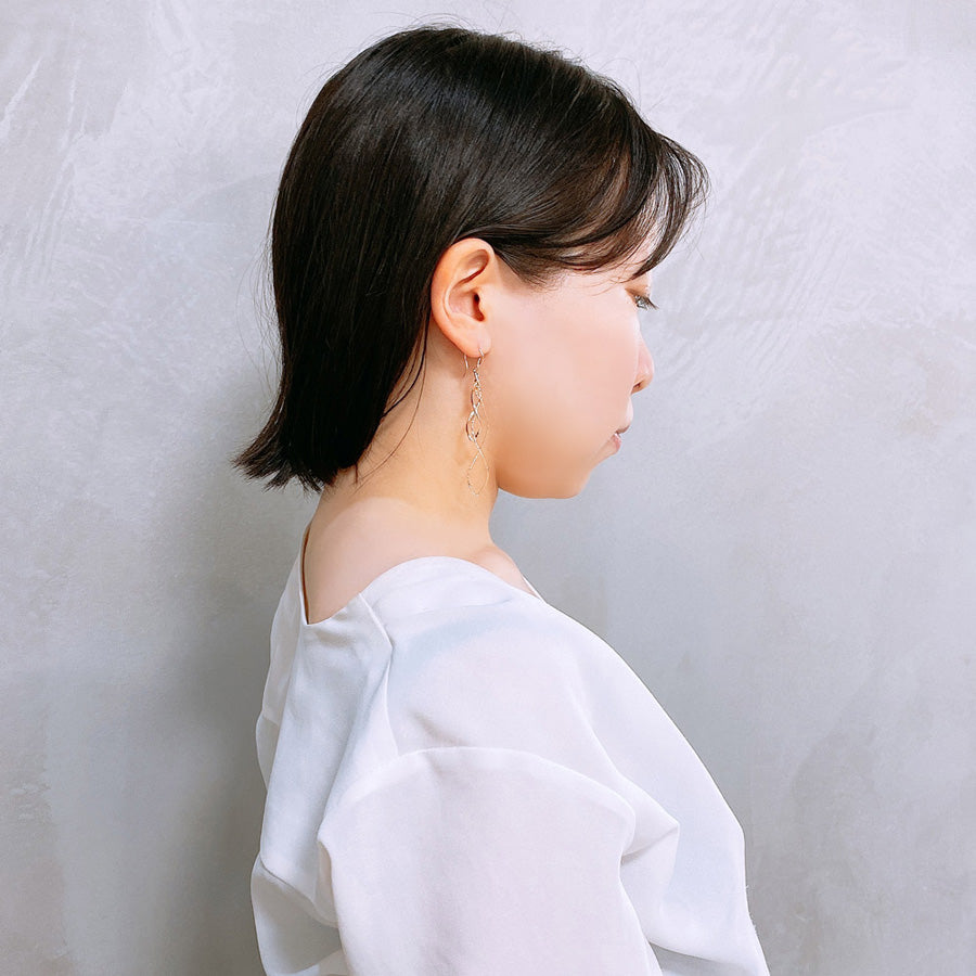 K14GF 弾け流れる煌めき ピアス|GFP1317