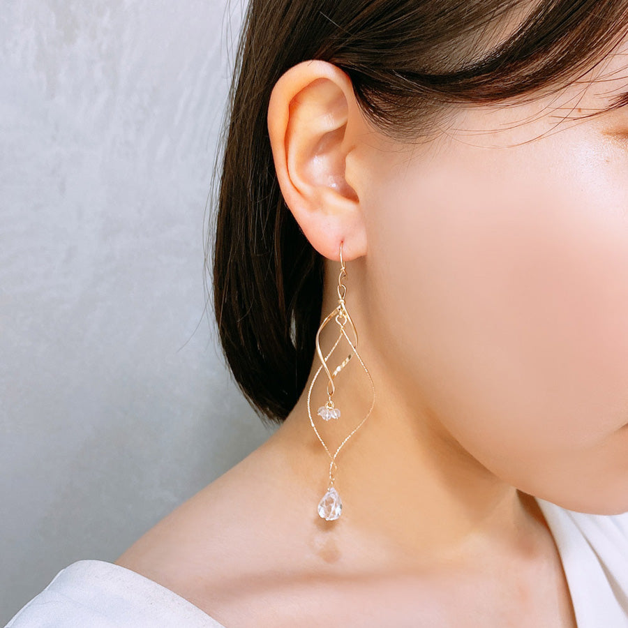 K14GF 溢れ煌めく光の躍動 ピアス|GFP1319