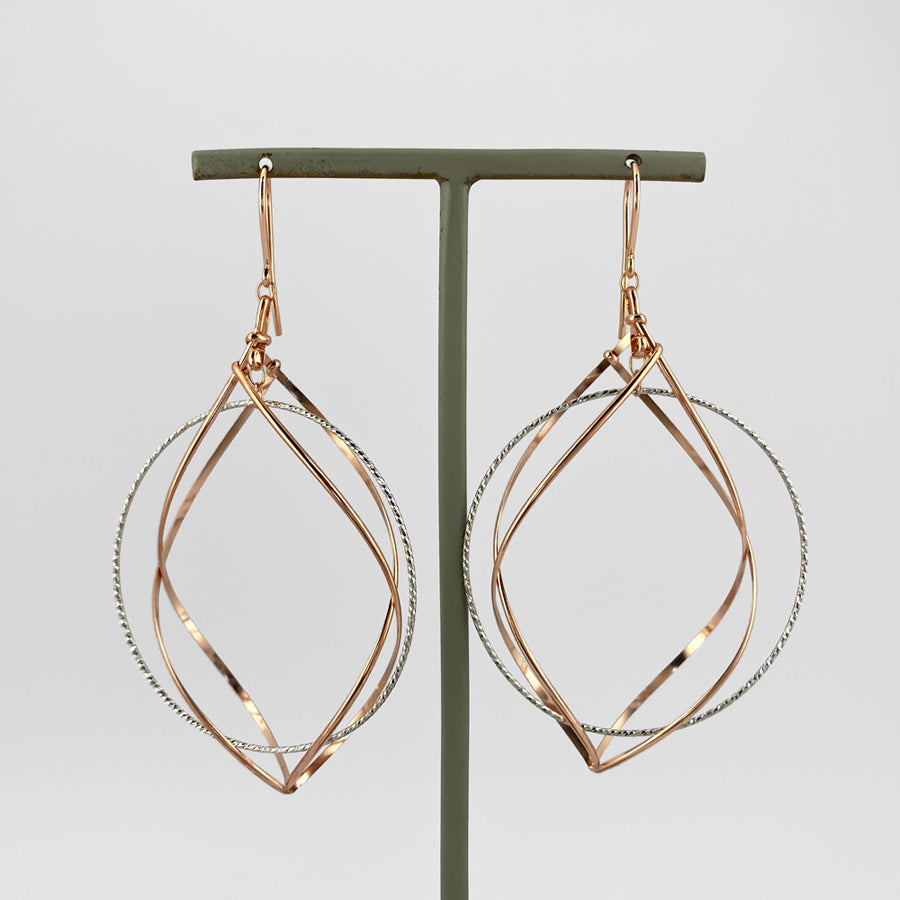 K14GF 白銀に舞う華びら ピアス|GFP1333PW