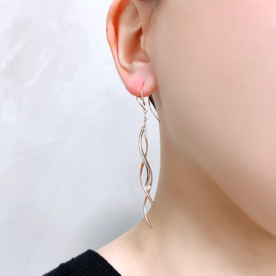 K14GF 舞い躍る軌跡 ピアス|GFP1336PW