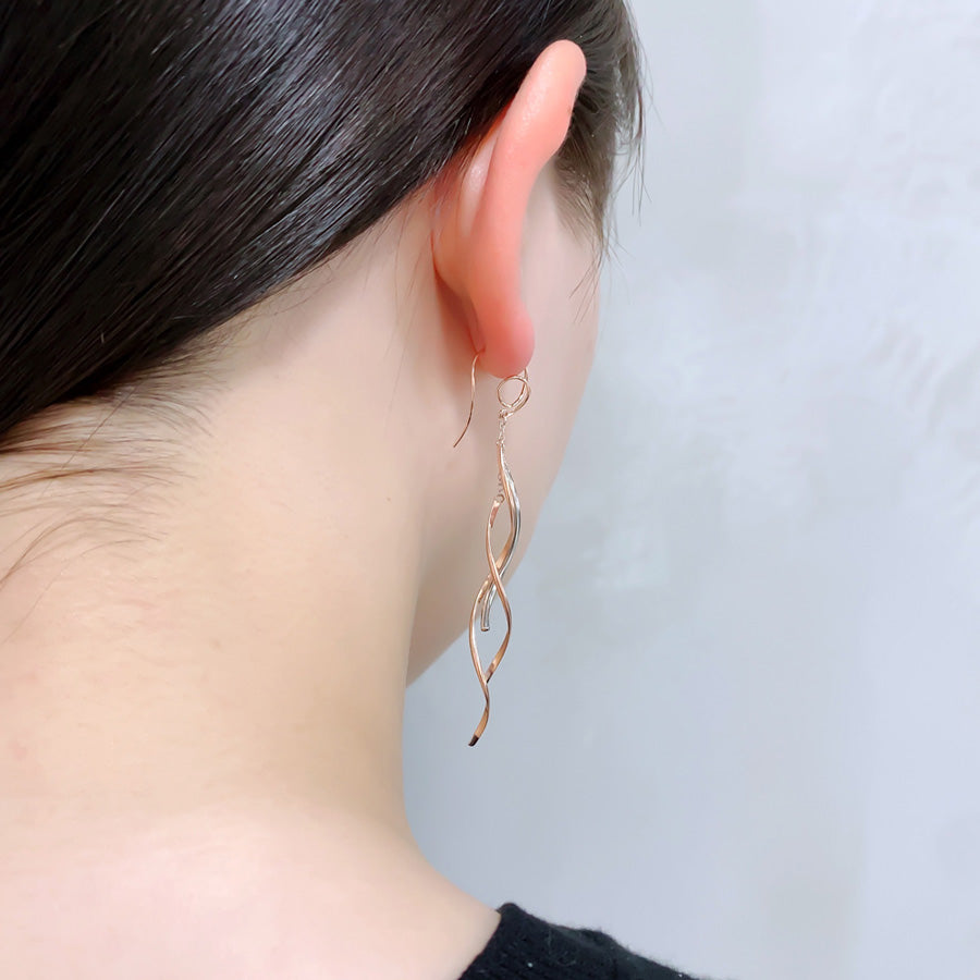 K14GF 舞い躍る軌跡 ピアス|GFP1336PW