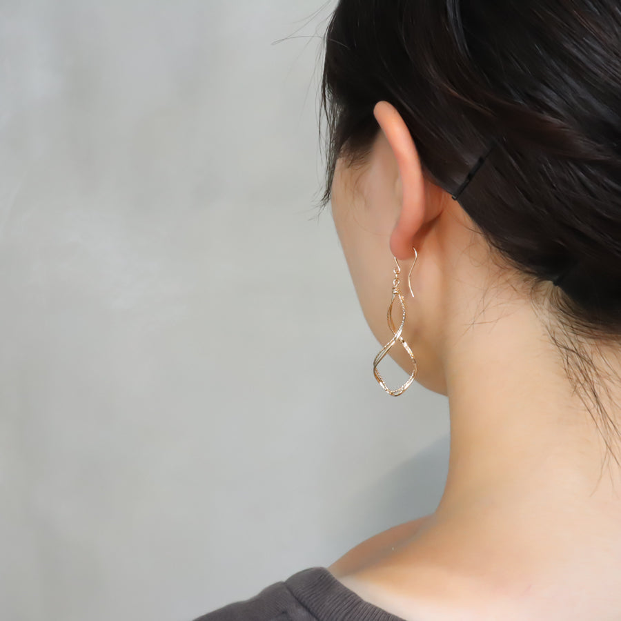 K14GF たくましさと気高さ ピアス|GFP1345