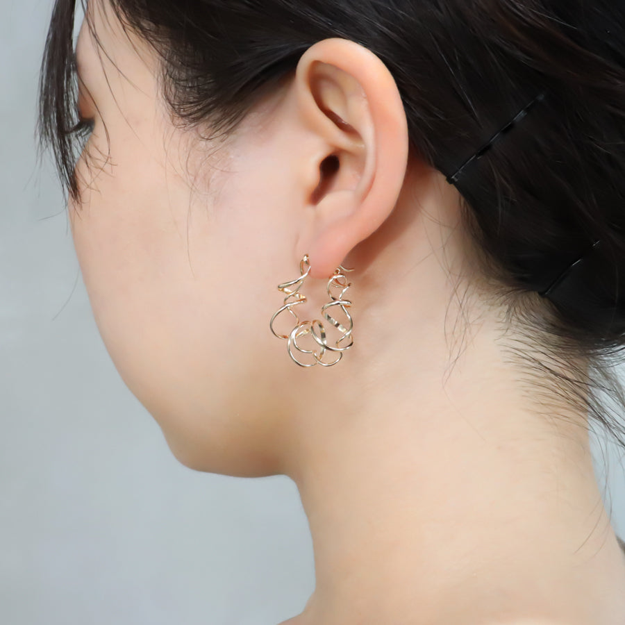 K14GF 静かなオーナメント ピアス|GFP1348