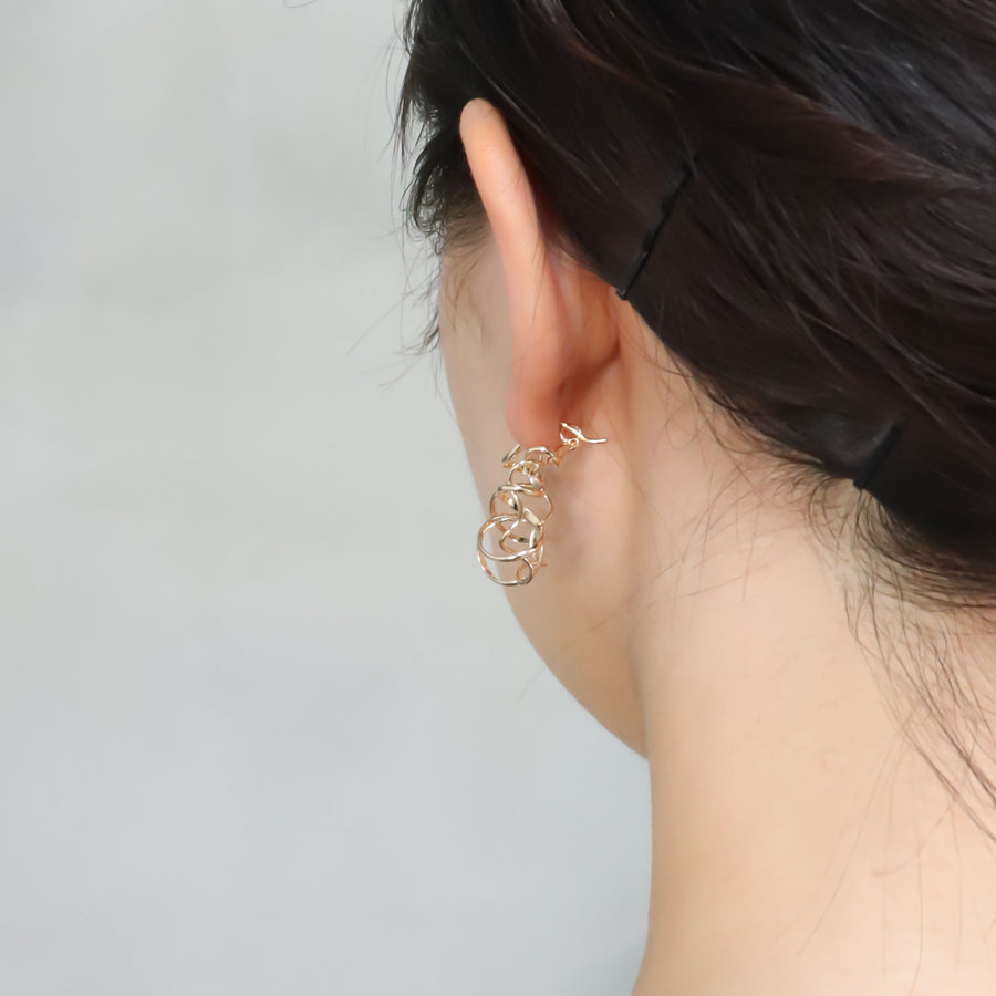 K14GF 静かなオーナメント ピアス|GFP1348