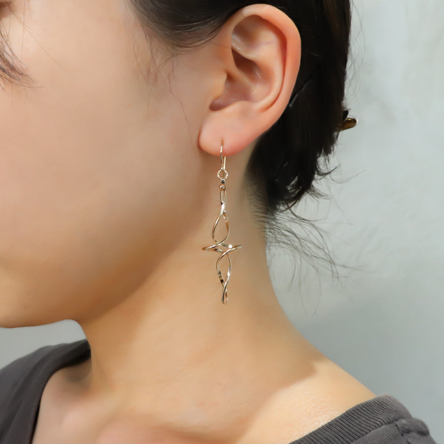 K14GF 技巧の模様 ピアス|GFP1351