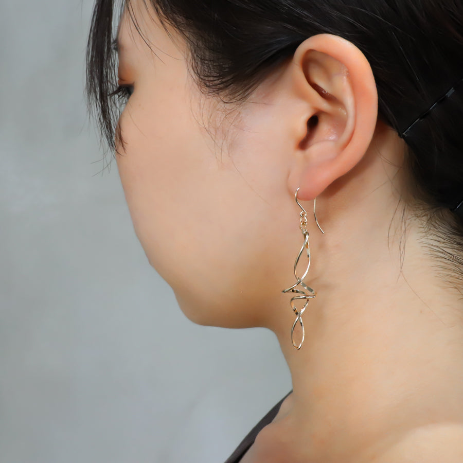 K14GF 技巧の模様 ピアス|GFP1351