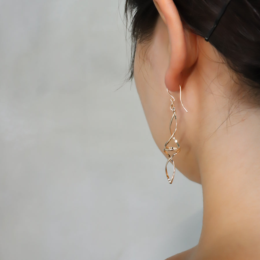 K14GF 技巧の模様 ピアス|GFP1351