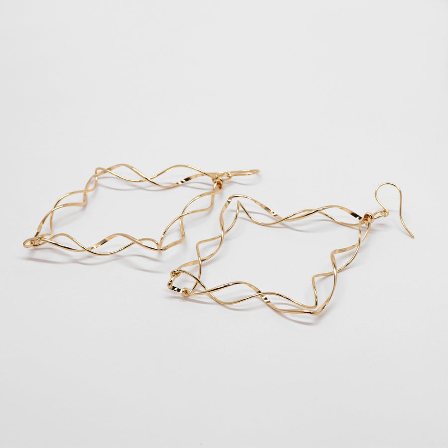 K14GF 肖像のフレーム ピアス|GFP1352