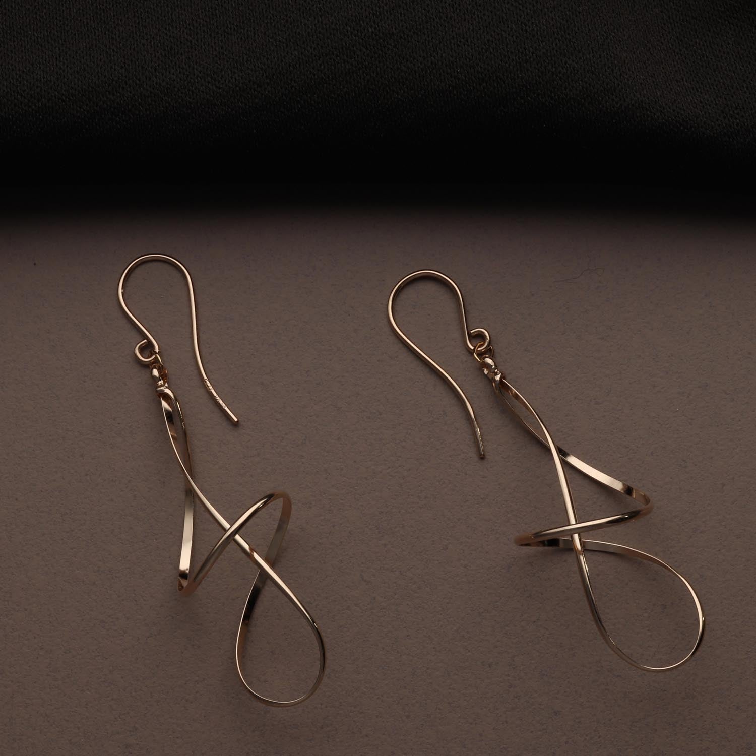 K14GF 葉音のひと息 ピアス|GFP1358GD